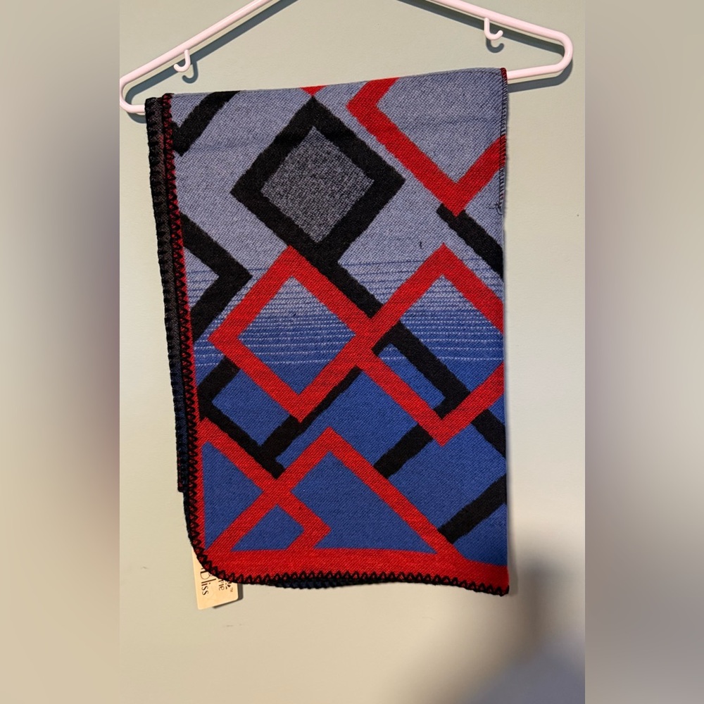 Geometric Patterned Scarf